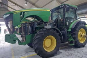John Deere 8345R Tractor - 2016 4WD